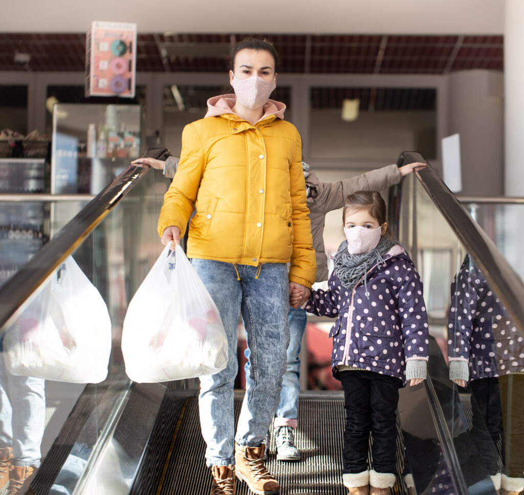 Using UV Disinfection Robots in Shopping Malls